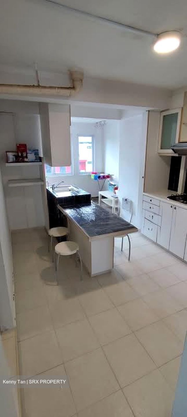 Blk 102 Henderson Crescent (Bukit Merah), HDB 4 Rooms #555571041